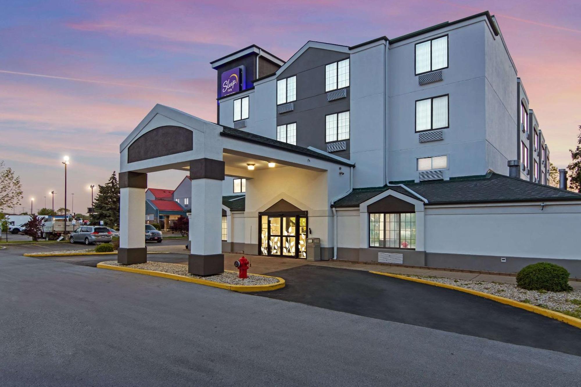 Sleep Inn Near I-80 And I-94 Lansing Bagian luar foto