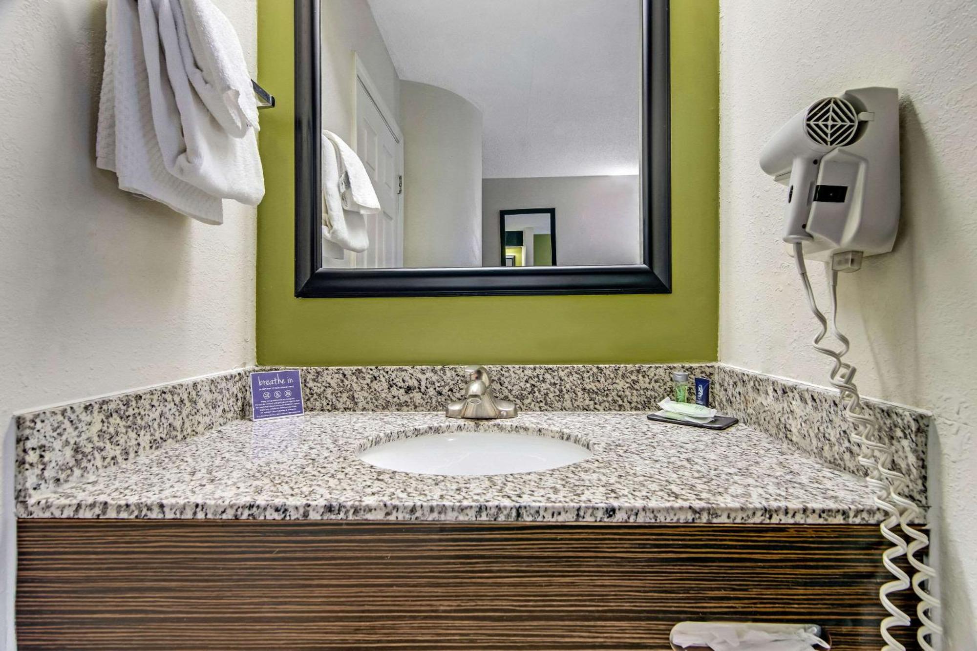 Sleep Inn Near I-80 And I-94 Lansing Bagian luar foto
