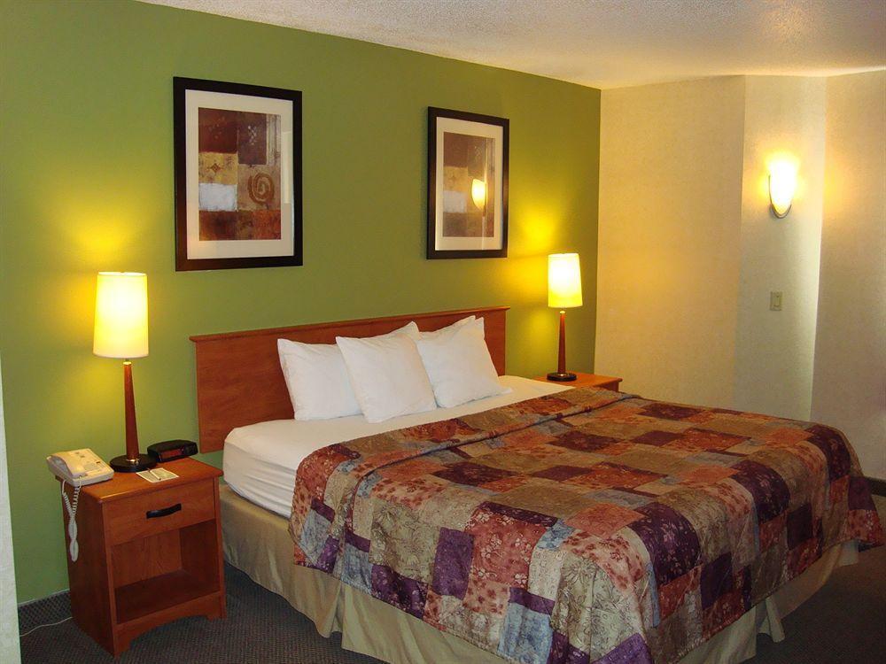 Sleep Inn Near I-80 And I-94 Lansing Bagian luar foto